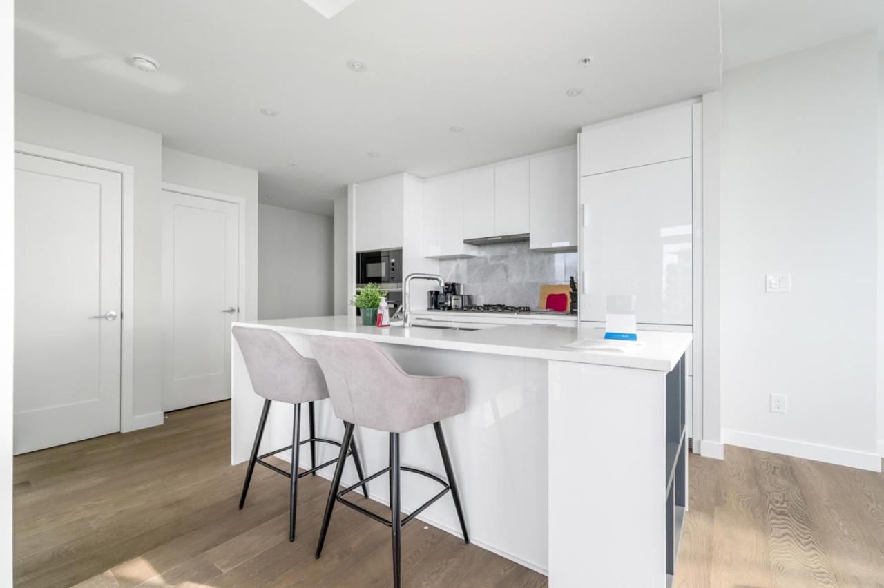 וונקובר Urban Oasis: Stylish Apartment Retreat At Ubc מראה חיצוני תמונה